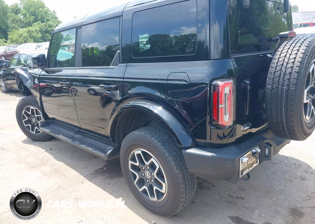 2025 Ford Bronco Outer Banks VIN:1FMDE8BH6SLA90305 - 3