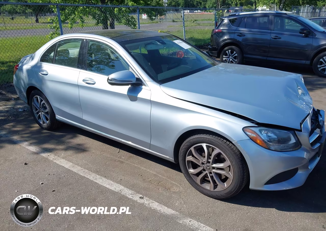 2018 Mercedes-Benz C 300 4Matic – zdjęcie 1 z 16