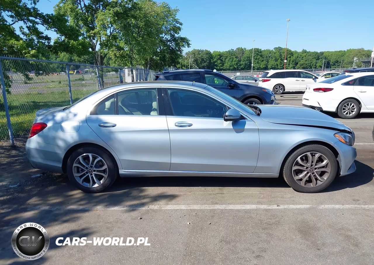 2018 Mercedes-Benz C 300 4Matic VIN:WDDWF4KB4JR327874 - 13