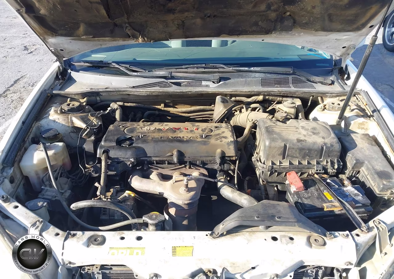 2004 Toyota Camry Le VIN:4T1BE32K94U364471 - 10