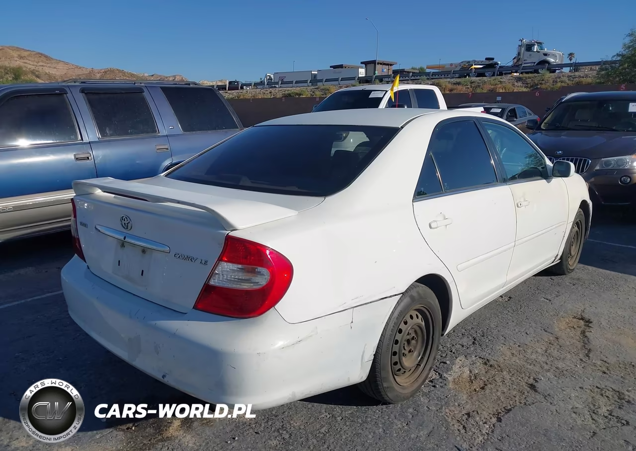 2004 Toyota Camry Le VIN:4T1BE32K94U364471 - 4