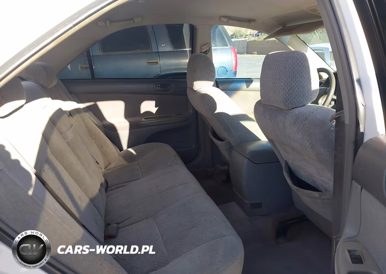 2004 Toyota Camry Le VIN:4T1BE32K94U364471 - 8