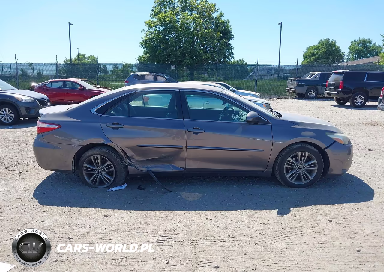 2015 Toyota Camry Se VIN:4T1BF1FK3FU059644 - 12