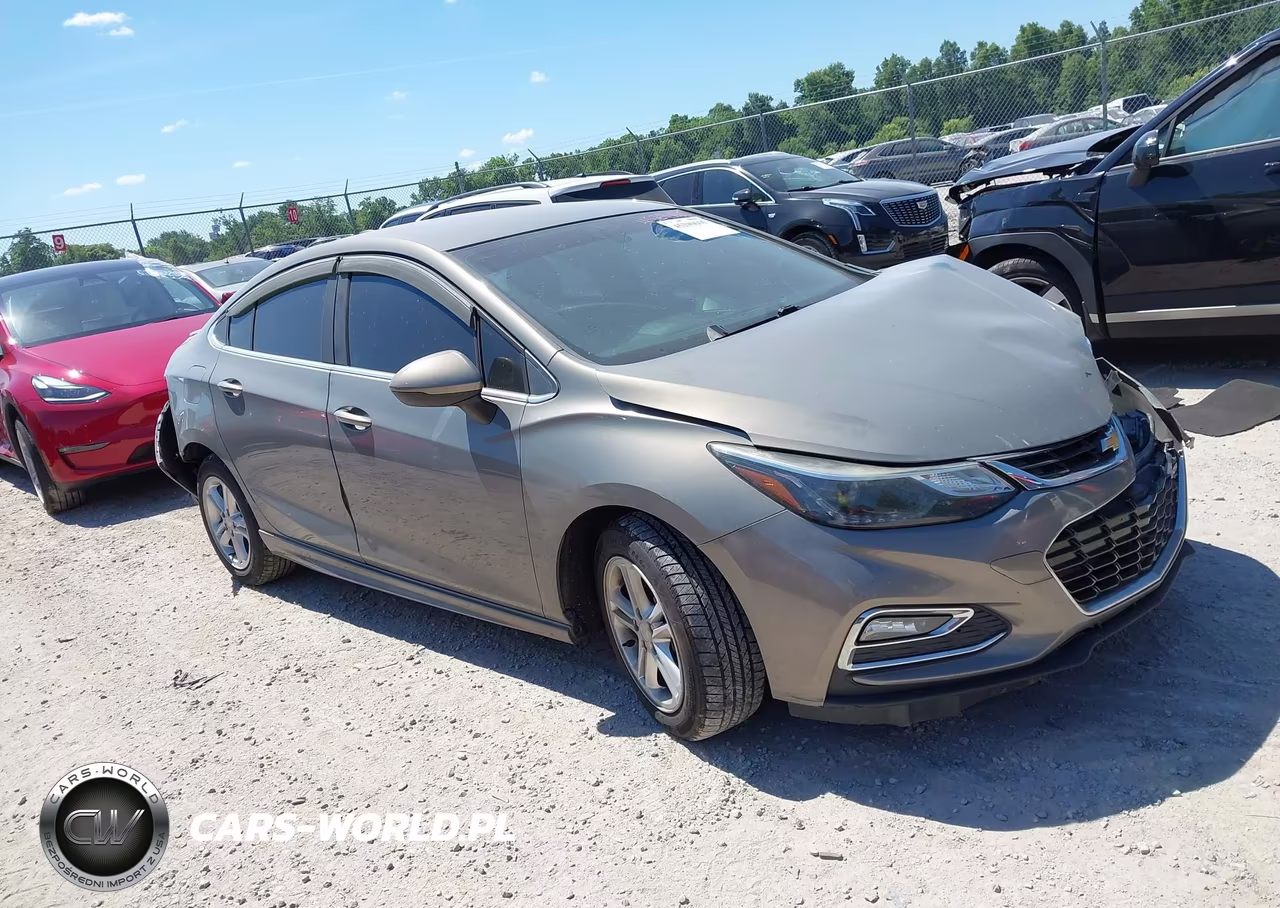 2017 Chevrolet Cruze Lt Auto – zdjęcie 1 z 16