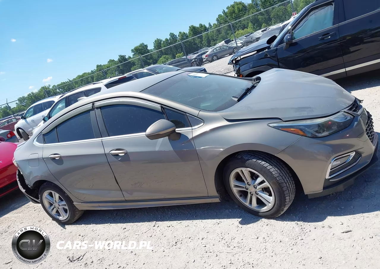 2017 Chevrolet Cruze Lt Auto VIN:1G1BE5SM4H7140751 - 13
