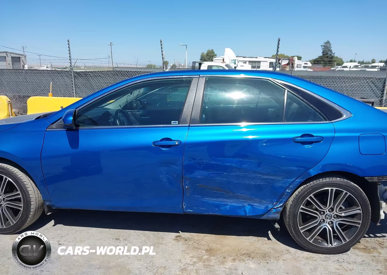 2016 Toyota Camry Se VIN:4T1BF1FKXGU560113 - 15