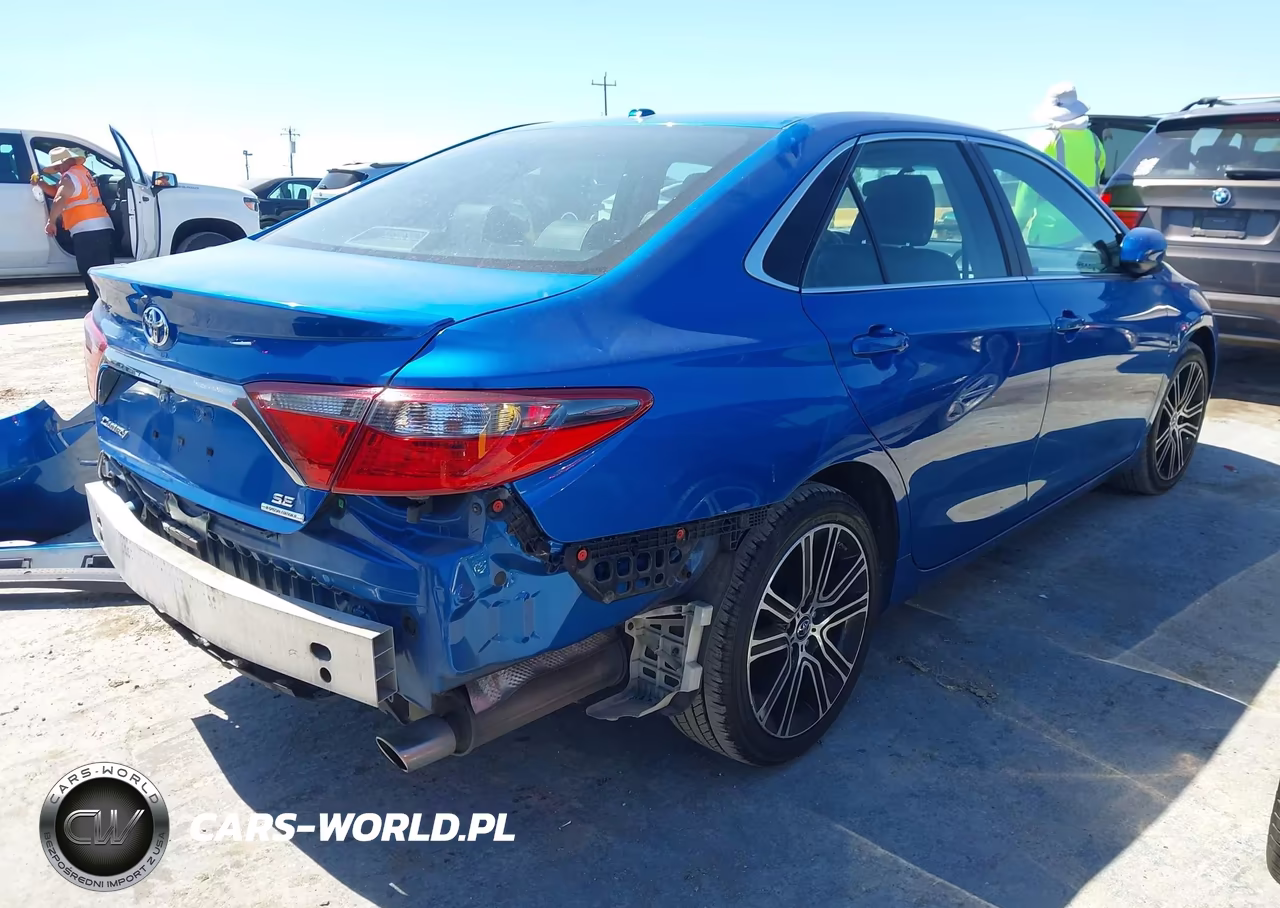 2016 Toyota Camry Se VIN:4T1BF1FKXGU560113 - 4