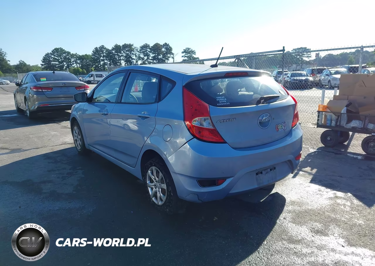 2012 Hyundai Accent Gs VIN:KMHCT5AE3CU030081 - 3