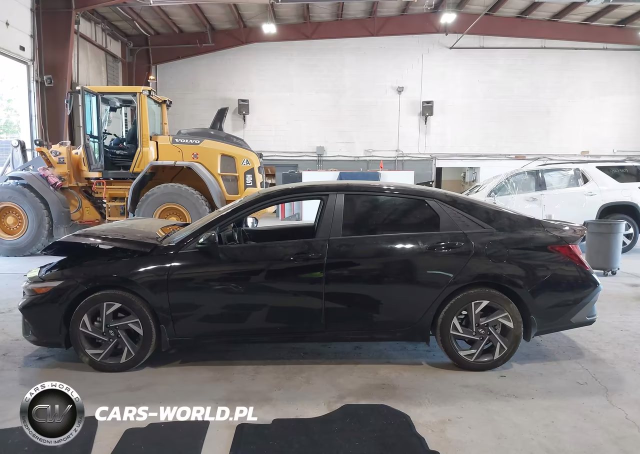 2025 Hyundai Elantra Sel Sport VIN:KMHLM4DG0SU026735 - 14