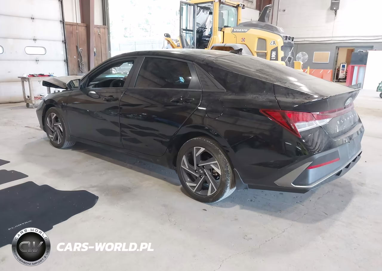 2025 Hyundai Elantra Sel Sport VIN:KMHLM4DG0SU026735 - 3