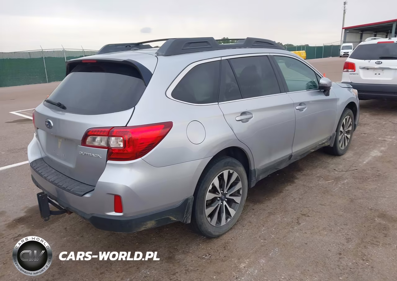 2015 Subaru Outback 2.5I Limited VIN:4S4BSBJC6F3226750 - 4