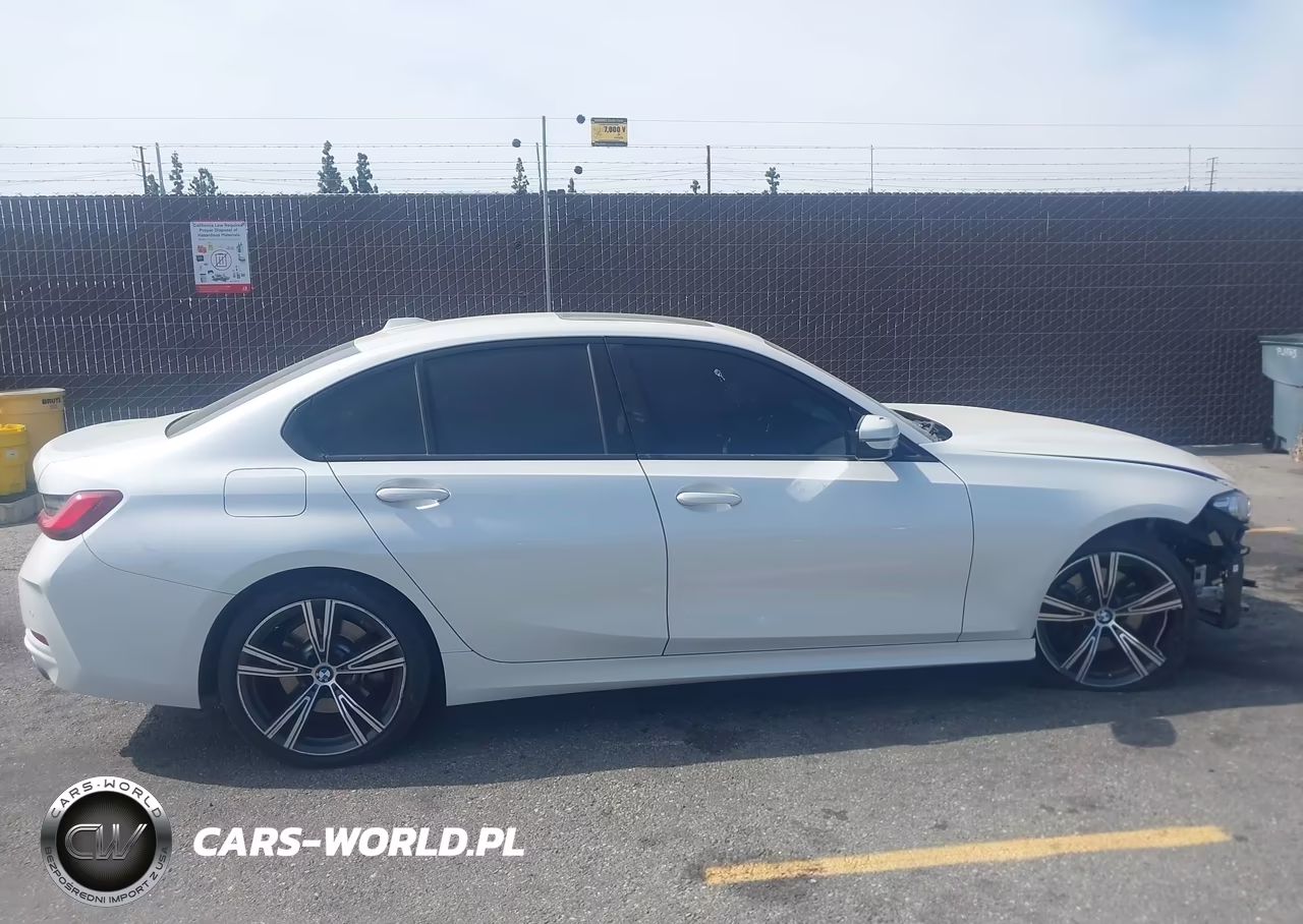 2023 BMW 330I VIN:3MW69FF04P8D66826 - 13