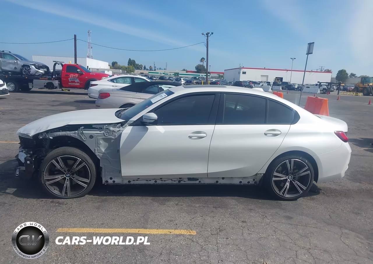 2023 BMW 330I VIN:3MW69FF04P8D66826 - 14