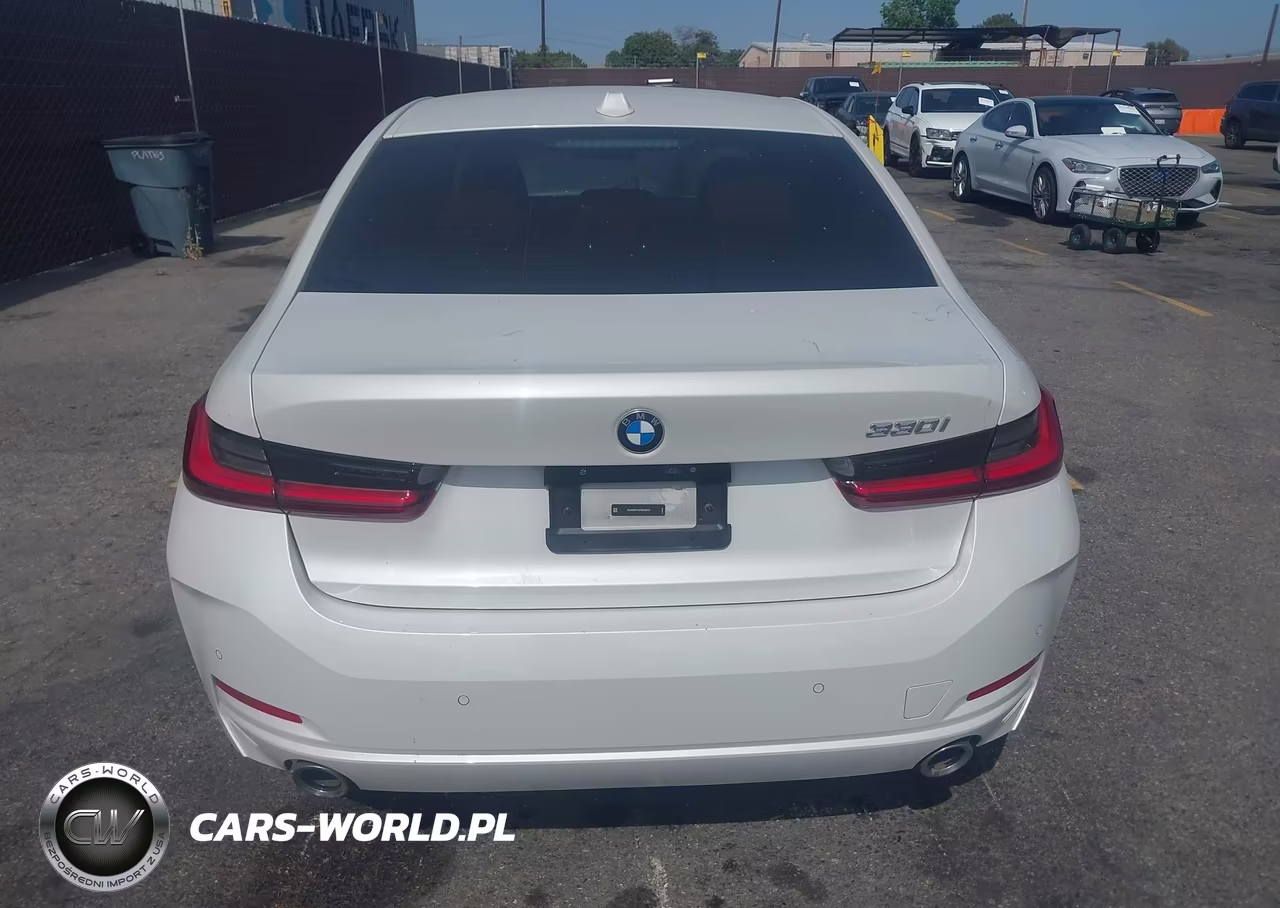 2023 BMW 330I VIN:3MW69FF04P8D66826 - 16
