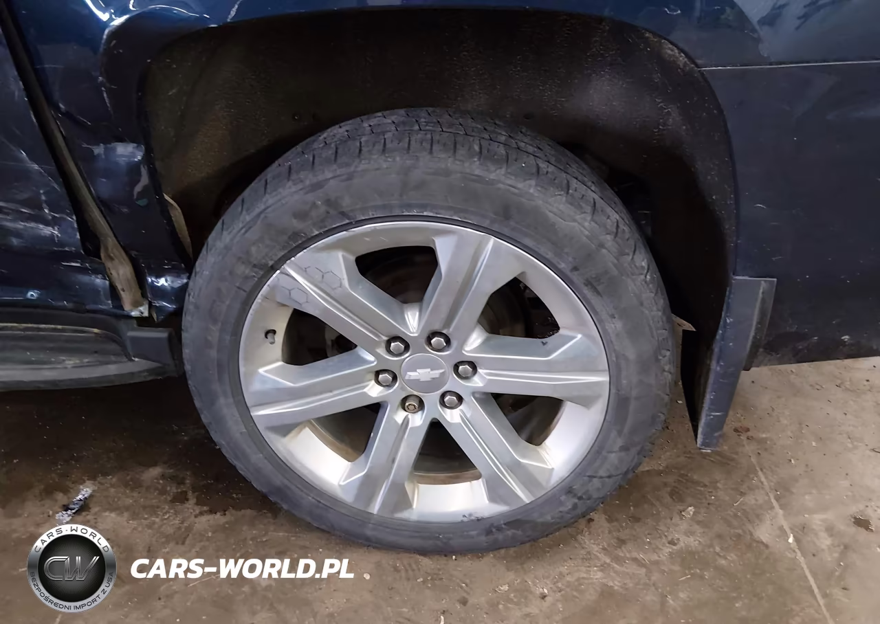 2020 Chevrolet Suburban 4Wd Lt VIN:1GNSKHKC0LR199003 - 12