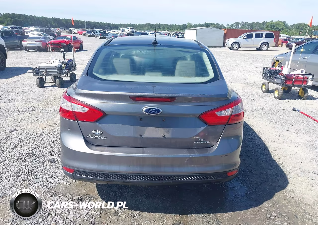 2013 Ford Focus Se VIN:1FADP3F24DL217570 - 16