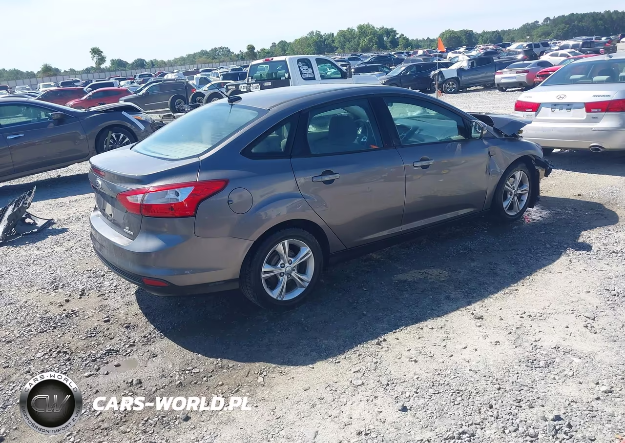 2013 Ford Focus Se VIN:1FADP3F24DL217570 - 4