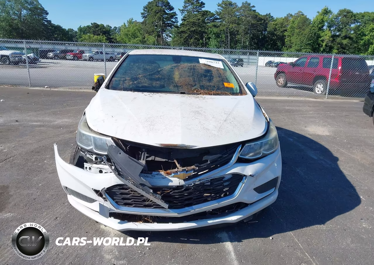 2017 Chevrolet Cruze Ls Auto VIN:1G1BC5SM6H7200650 - 10