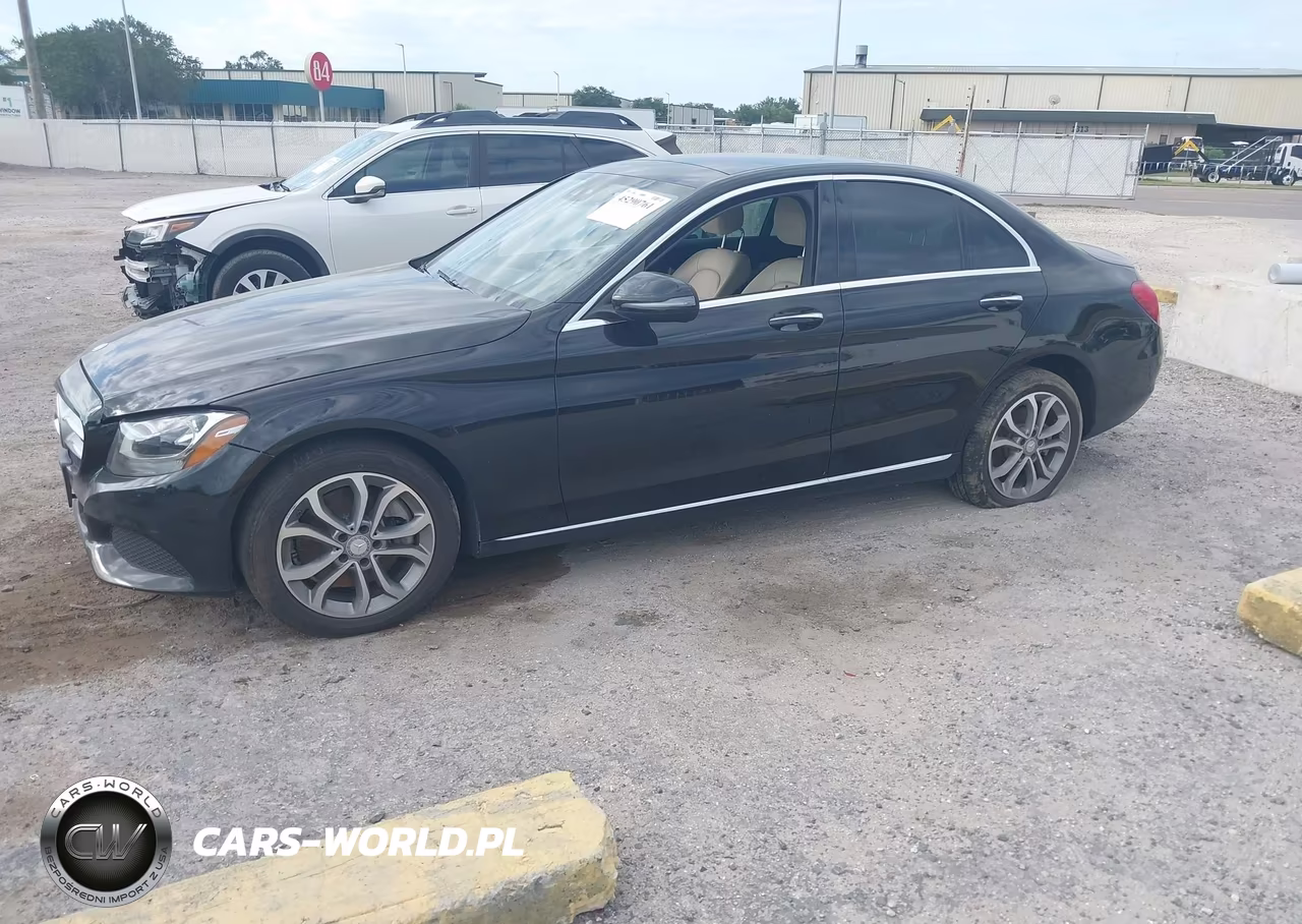 2016 Mercedes-Benz C 300 4Matic VIN:55SWF4KB2GU146845 - 2