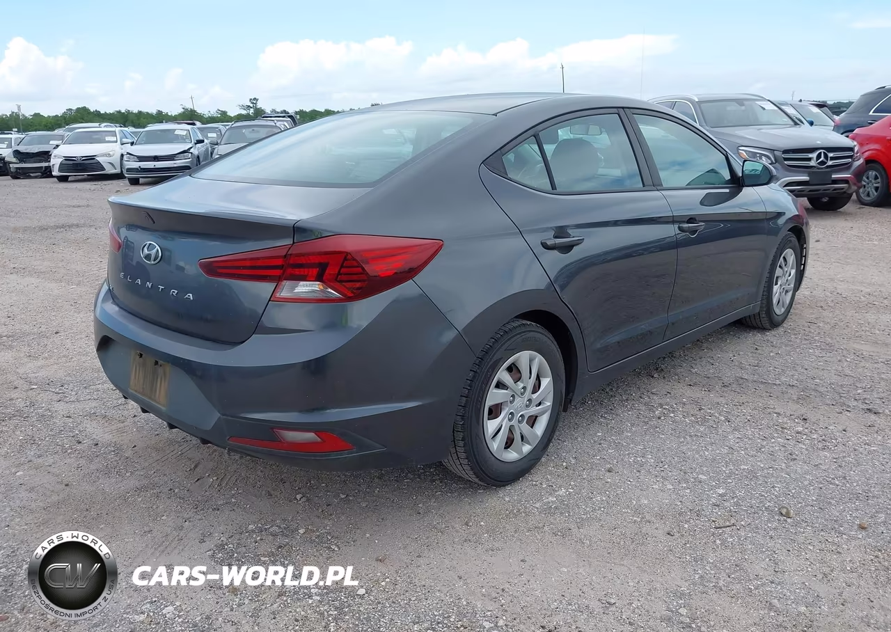 2020 Hyundai Elantra Se VIN:5NPD74LF3LH614813 - 4