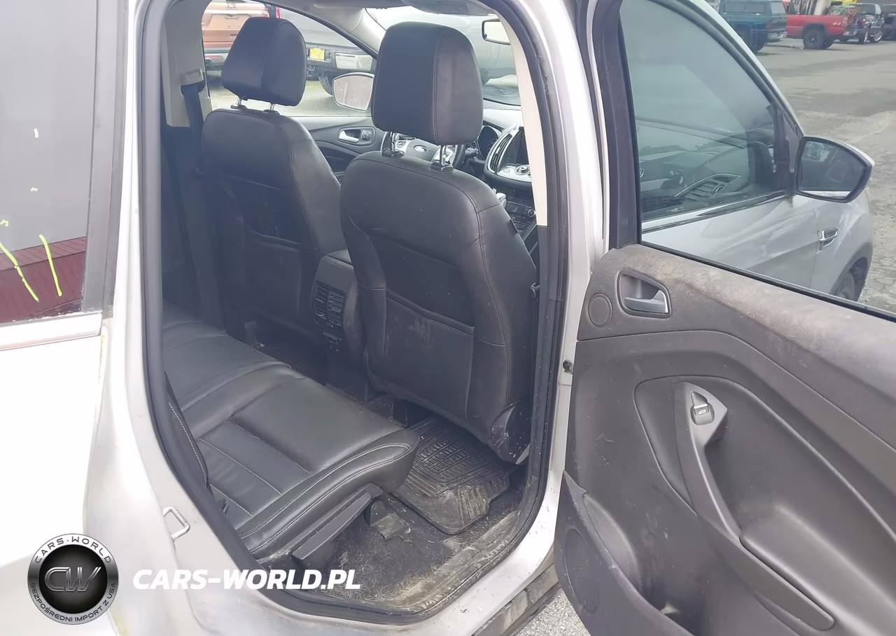 2016 Ford Escape Titanium VIN:1FMCU9J93GUA22396 - 8