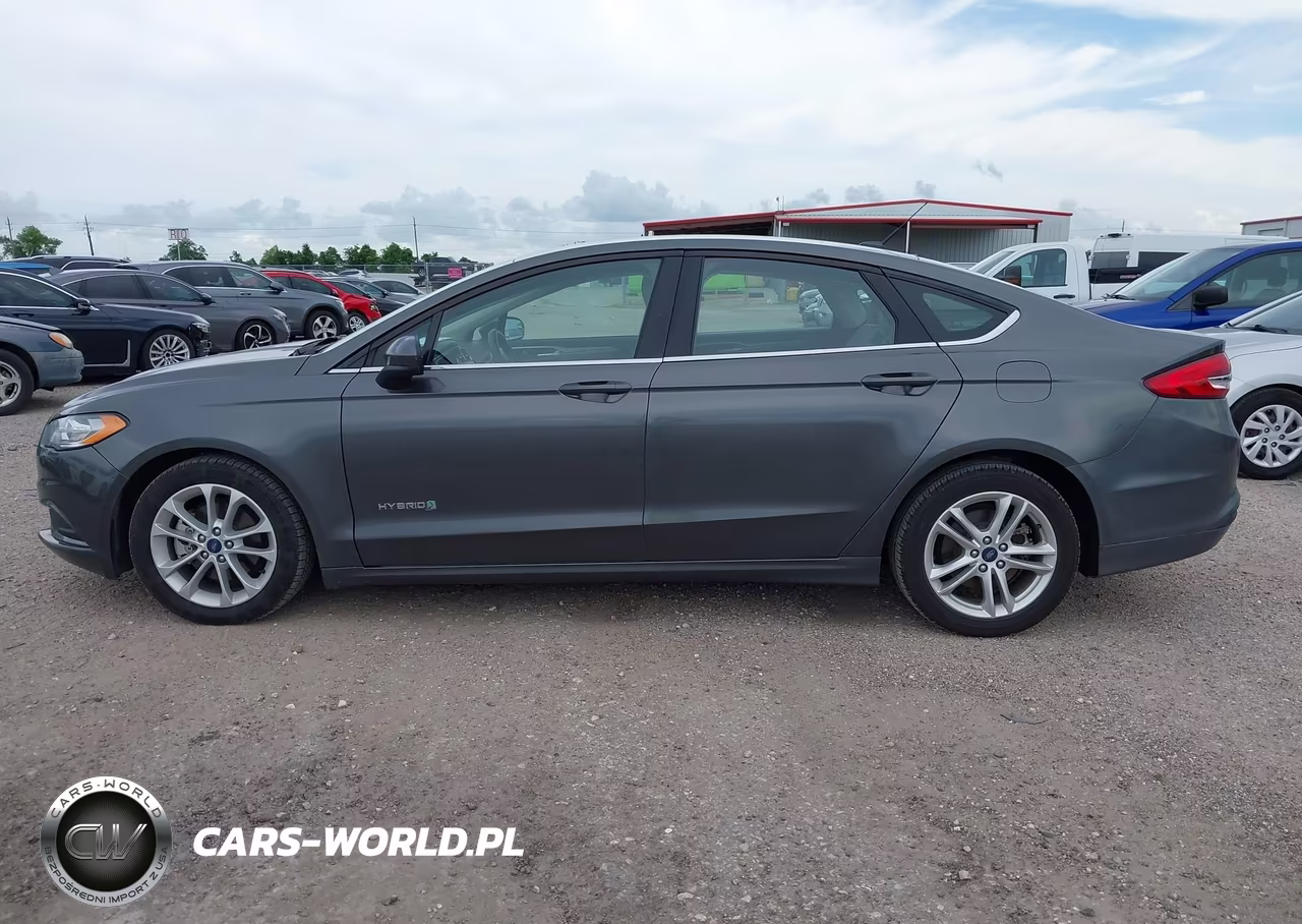 2018 Ford Fusion Hybrid S VIN:3FA6P0UU3JR278854 - 14