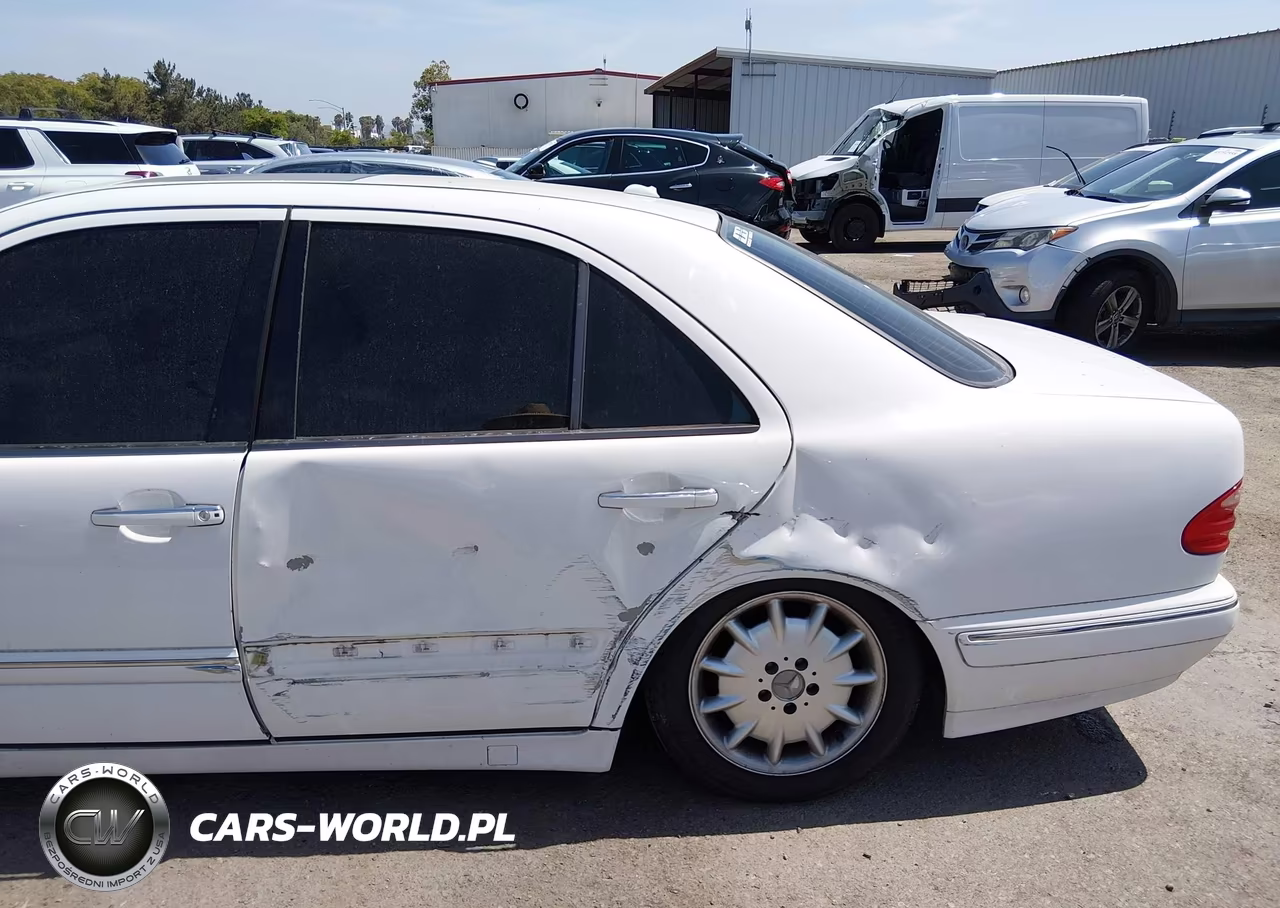 2001 Mercedes-Benz E 320 VIN:WDBJF65J81B362007 - 6