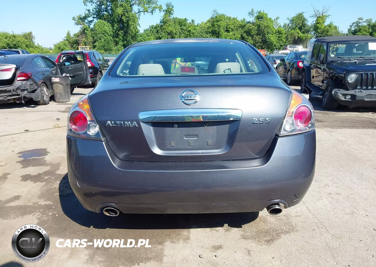 2011 Nissan Altima 2.5 S VIN:1N4AL2AP1BN432966 - 17