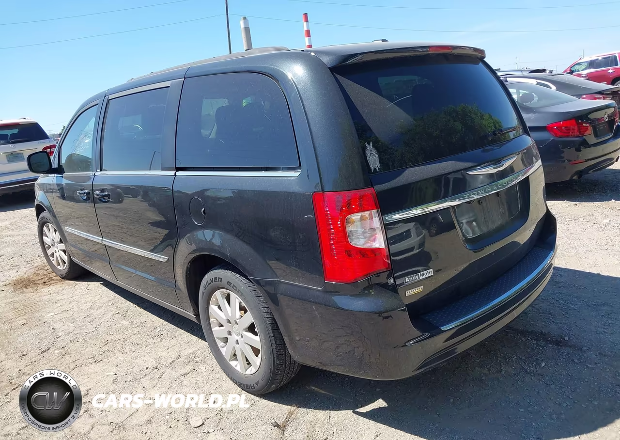 2013 Chrysler Town & Country Touring VIN:2C4RC1BGXDR696263 - 3