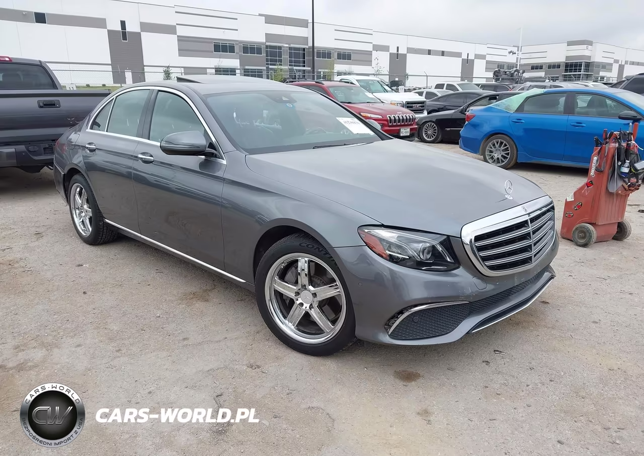 2017 Mercedes-Benz E 300