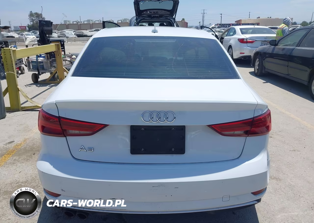 2017 Audi A3 2.0T Premium VIN:WAUAUGFF8H1064268 - 16