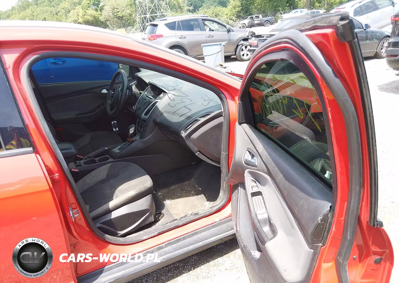 2013 Ford Focus Se VIN:1FADP3F2XDL153292 - 5