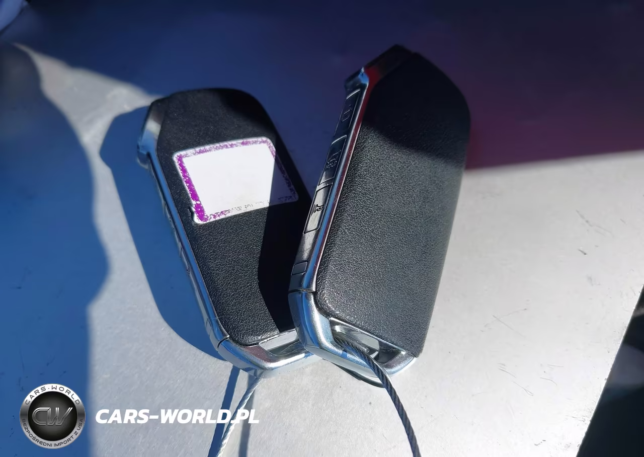 2025 Kia Sportage Plug-In Hybrid X-Line Prestige VIN:KNDPZDDH1S7248330 - 11