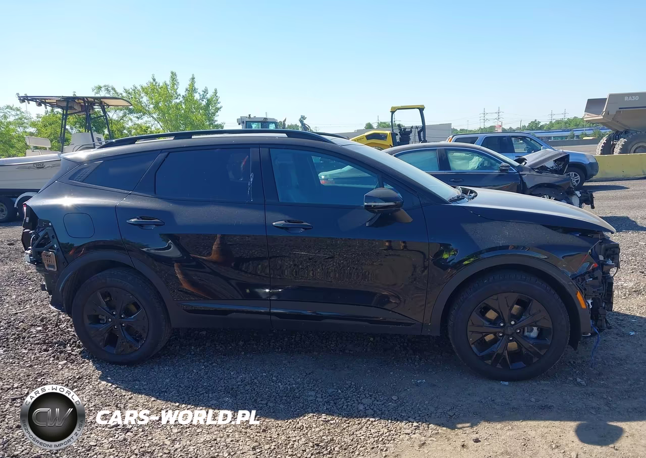 2025 Kia Sportage Plug-In Hybrid X-Line Prestige VIN:KNDPZDDH1S7248330 - 13