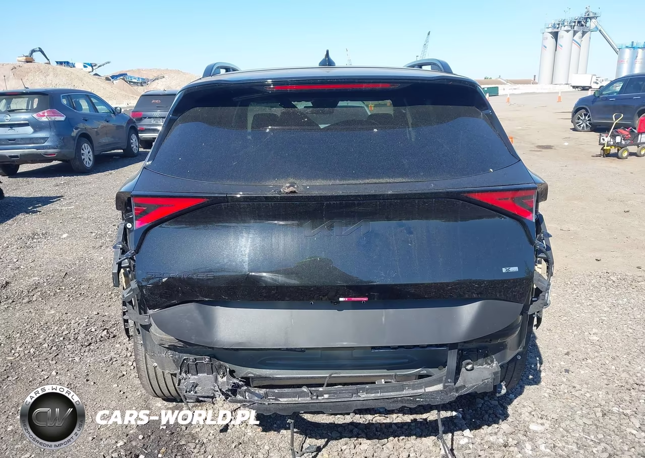 2025 Kia Sportage Plug-In Hybrid X-Line Prestige VIN:KNDPZDDH1S7248330 - 16