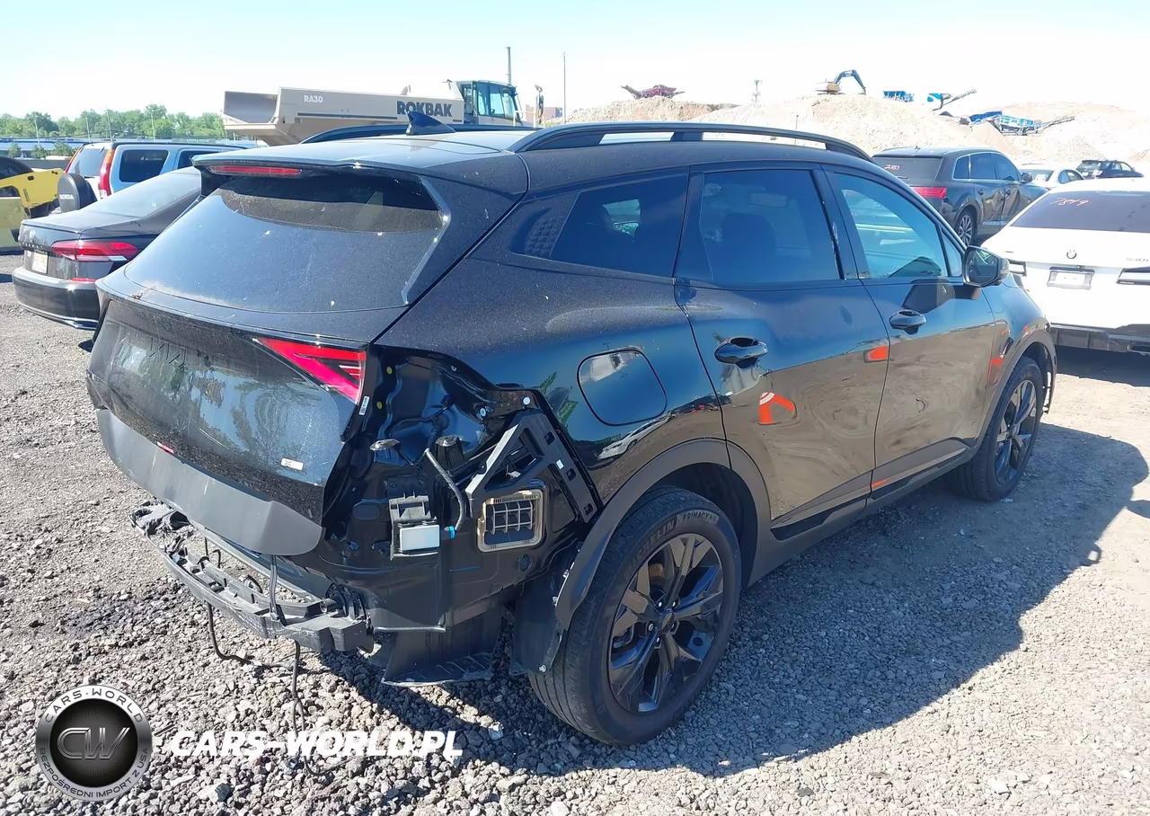 2025 Kia Sportage Plug-In Hybrid X-Line Prestige VIN:KNDPZDDH1S7248330 - 4