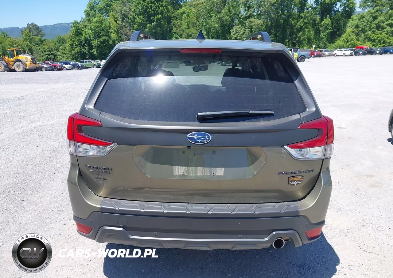 2025 Subaru Forester Wilderness VIN:JF2SKAJC5SH402118 - 17