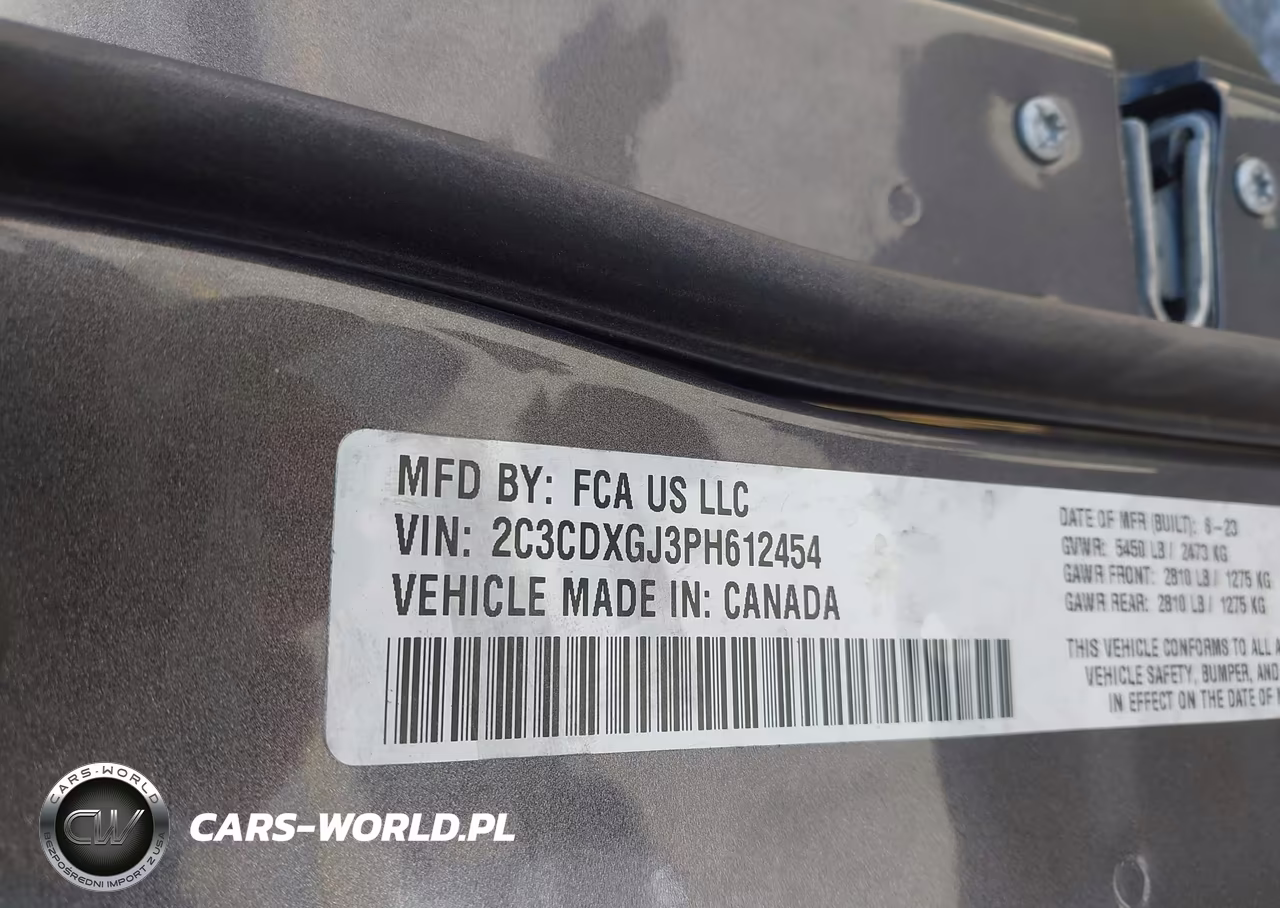 2023 Dodge Charger Scat Pack VIN:2C3CDXGJ3PH612454 - 9