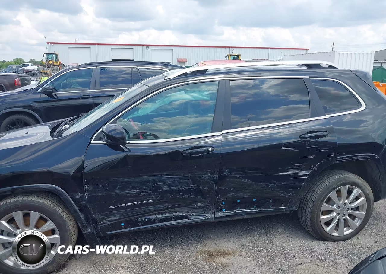 2017 Jeep Cherokee Overland Fwd VIN:1C4PJLJS3HW573108 - 14
