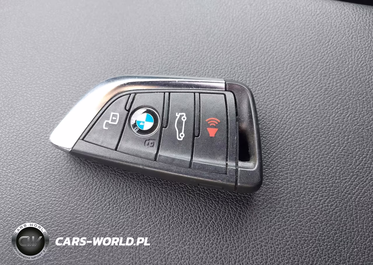 2021 BMW X3 Phev xDrive30E VIN:5UXTS1C03M9H14684 - 11
