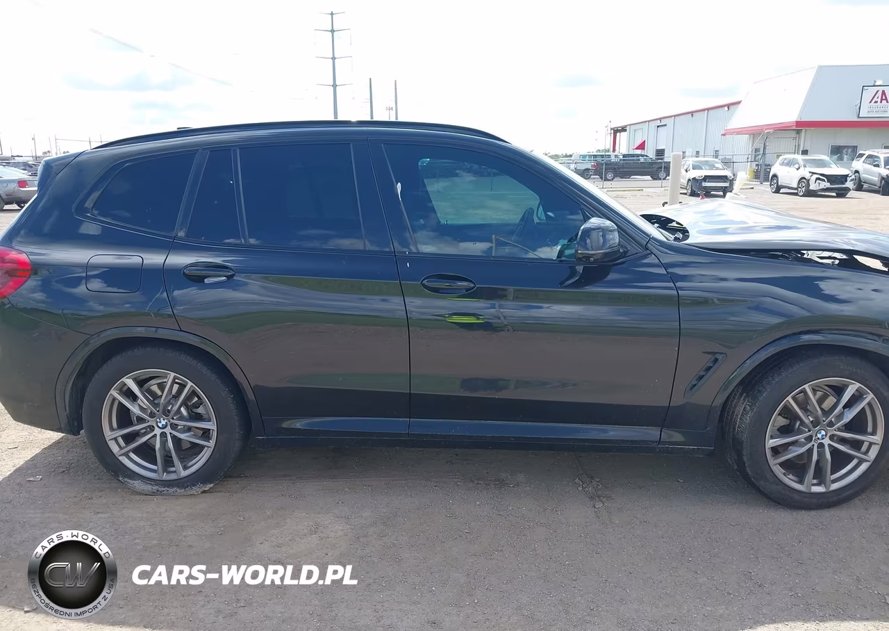 2021 BMW X3 Phev xDrive30E VIN:5UXTS1C03M9H14684 - 13