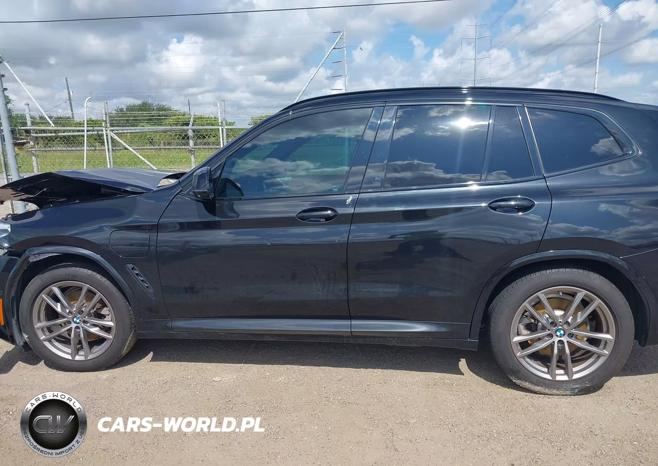 2021 BMW X3 Phev xDrive30E VIN:5UXTS1C03M9H14684 - 14