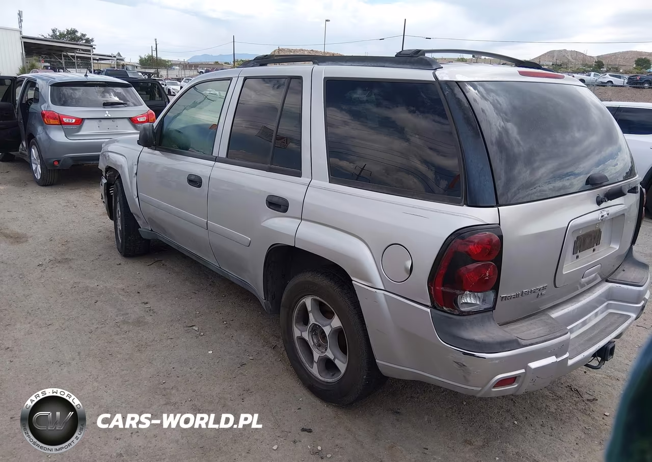 2007 Chevrolet Trailblazer Ls VIN:1GNDT13S172160289 - 3