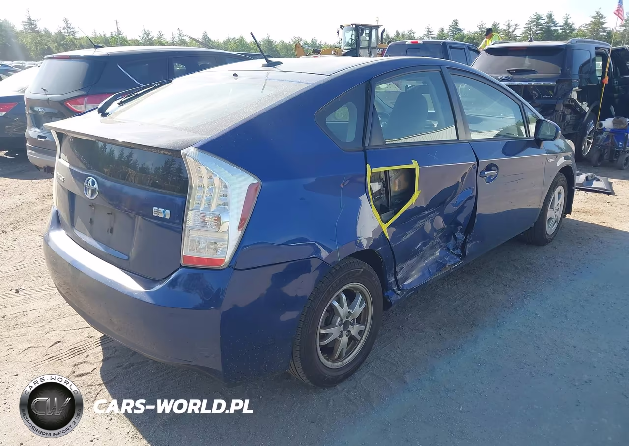 2010 Toyota Prius Iii VIN:JTDKN3DU1A0043420 - 4
