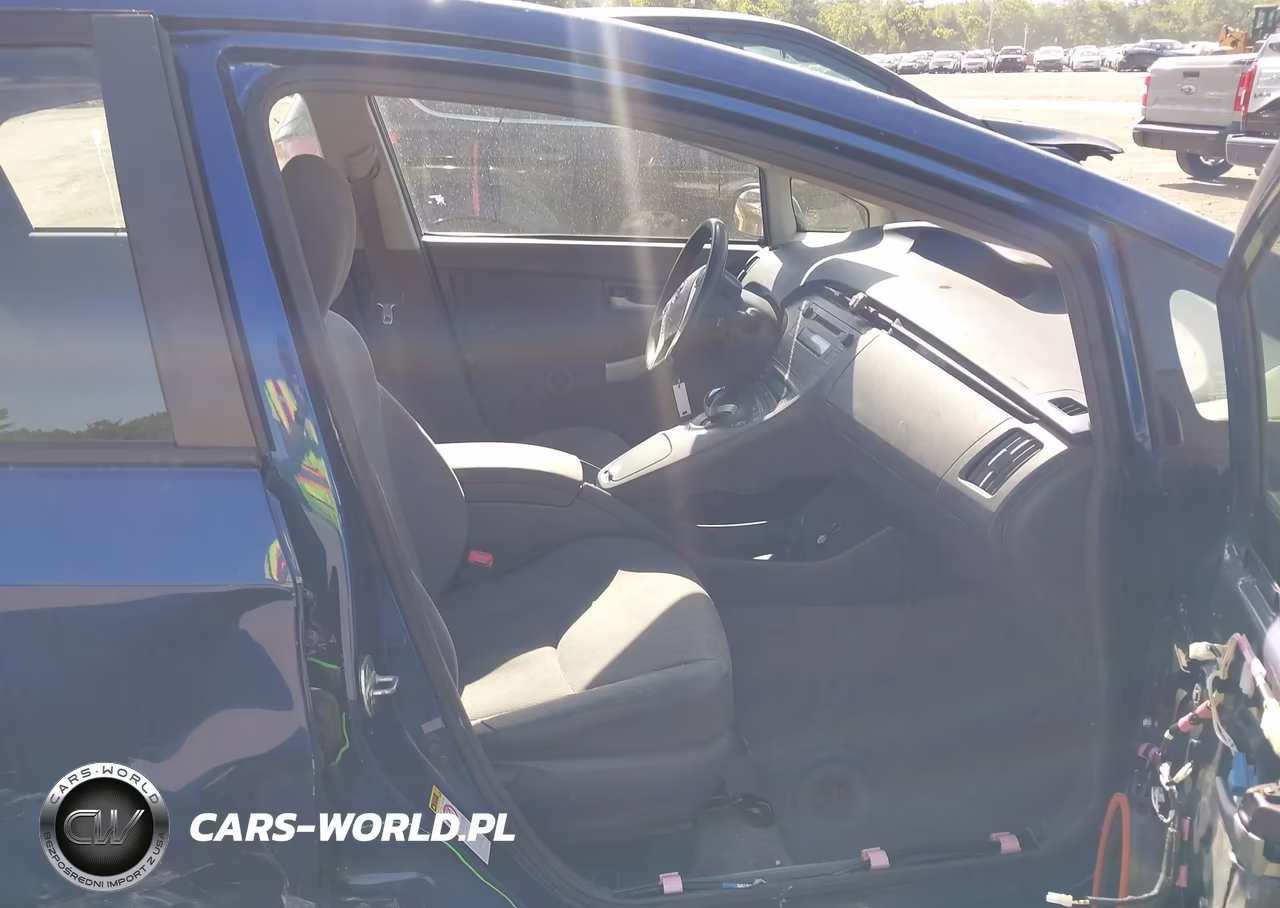 2010 Toyota Prius Iii VIN:JTDKN3DU1A0043420 - 5