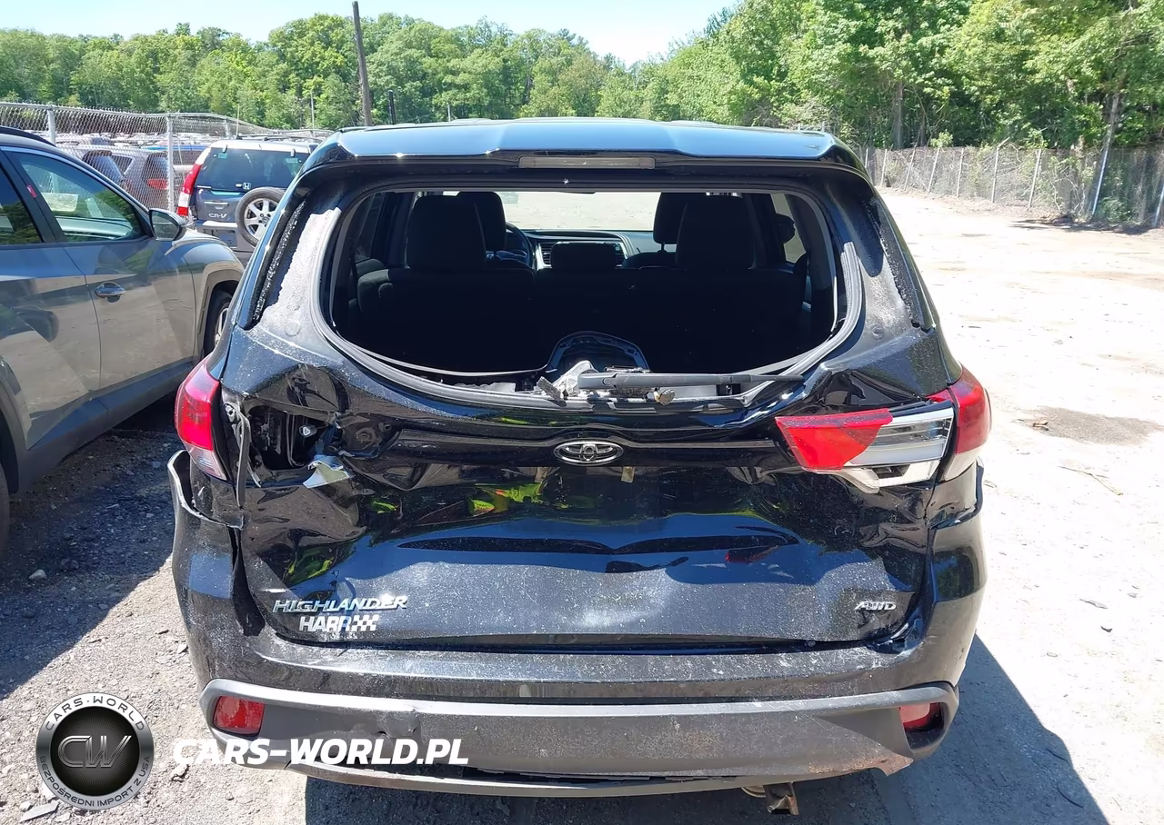2019 Toyota Highlander Le VIN:5TDBZRFH7KS988166 - 16