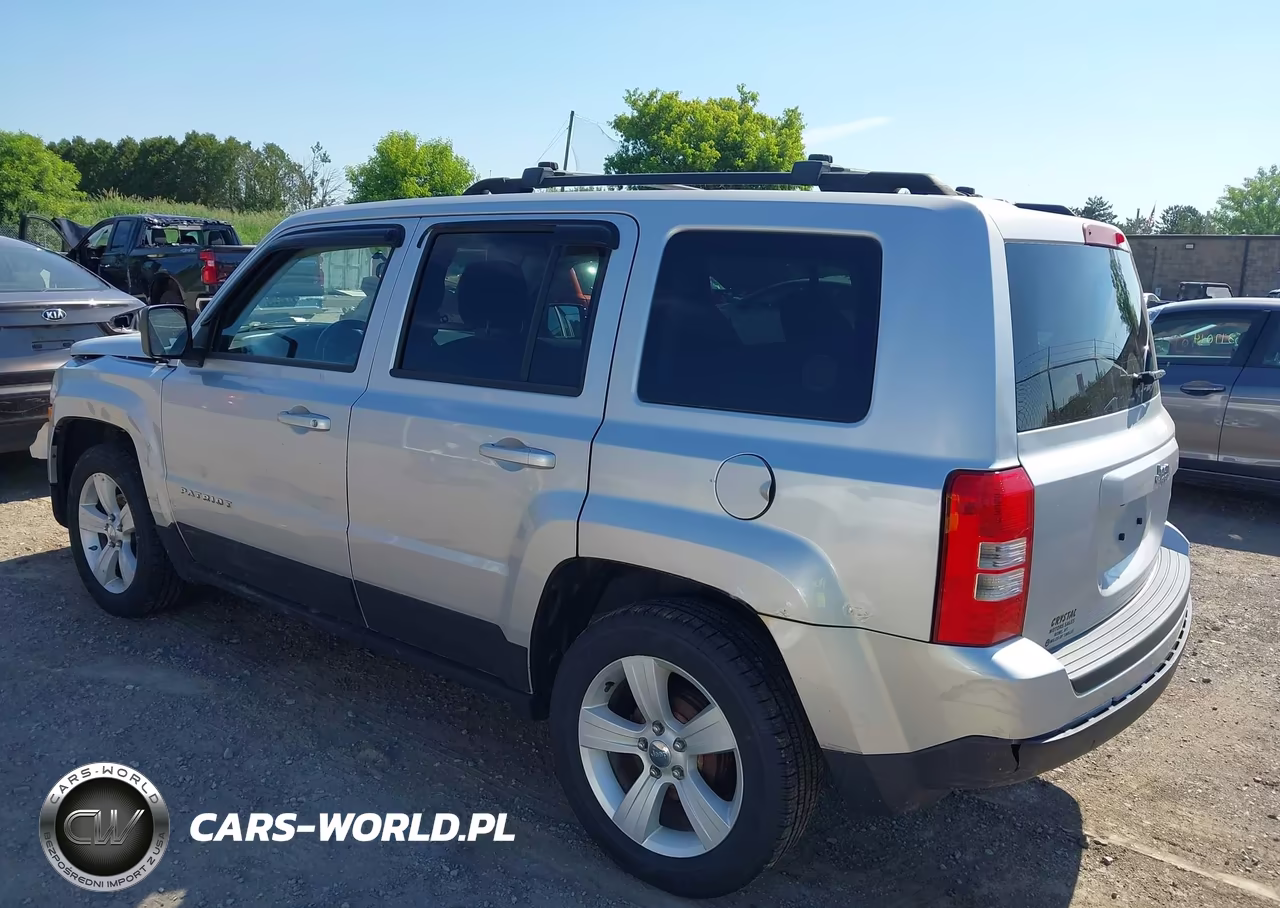 2011 Jeep Patriot Sport VIN:1J4NT1GA4BD124893 - 3