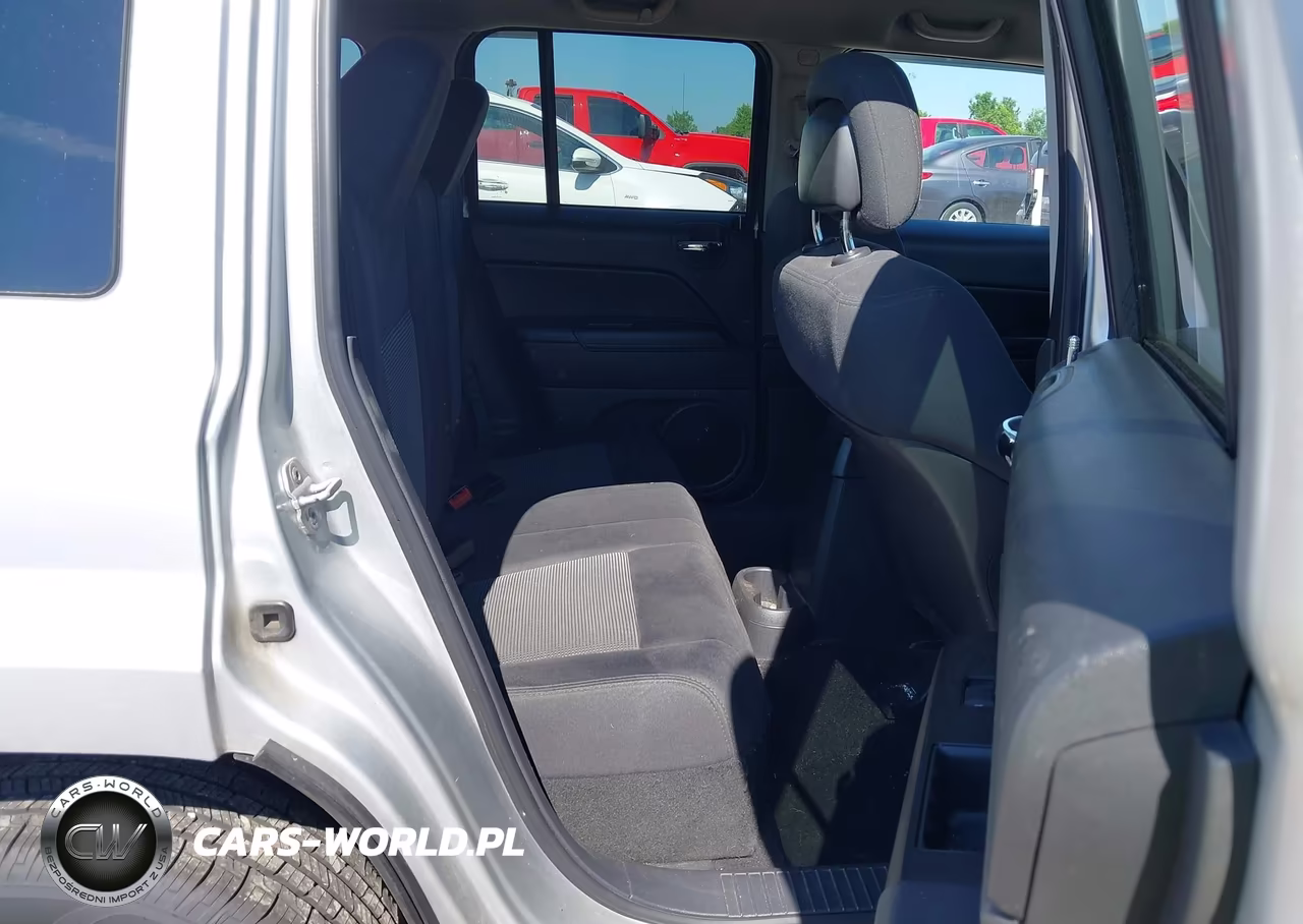 2011 Jeep Patriot Sport VIN:1J4NT1GA4BD124893 - 8