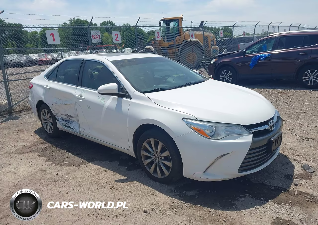2016 Toyota Camry Xle – zdjęcie 1 z 16