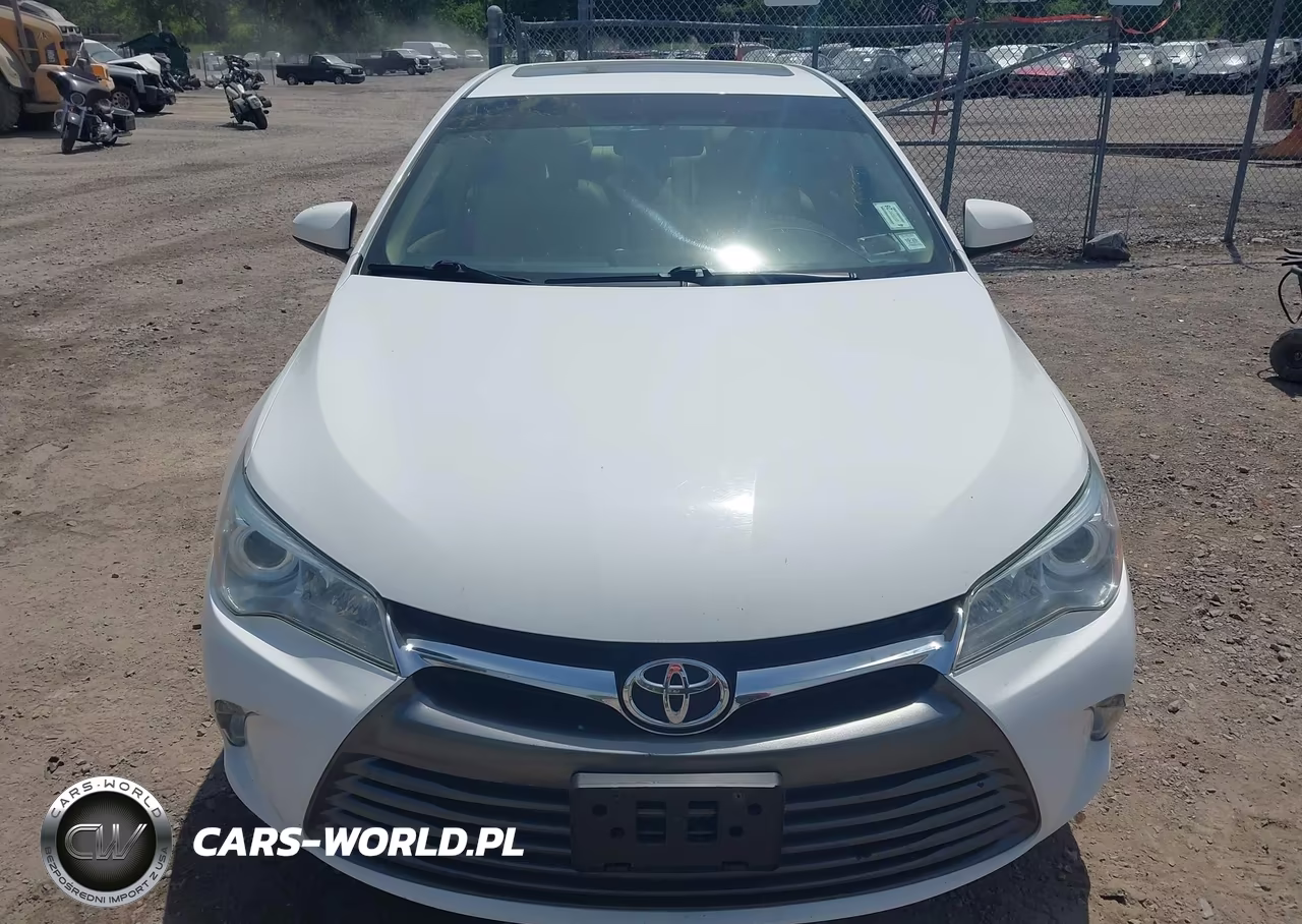 2016 Toyota Camry Xle VIN:4T1BF1FK3GU596192 - 12